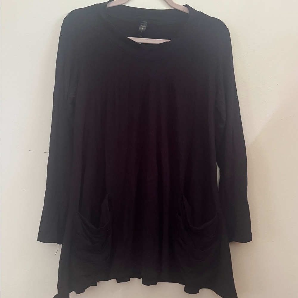 Black Long Sleeve Tunic with Ruched Pockets